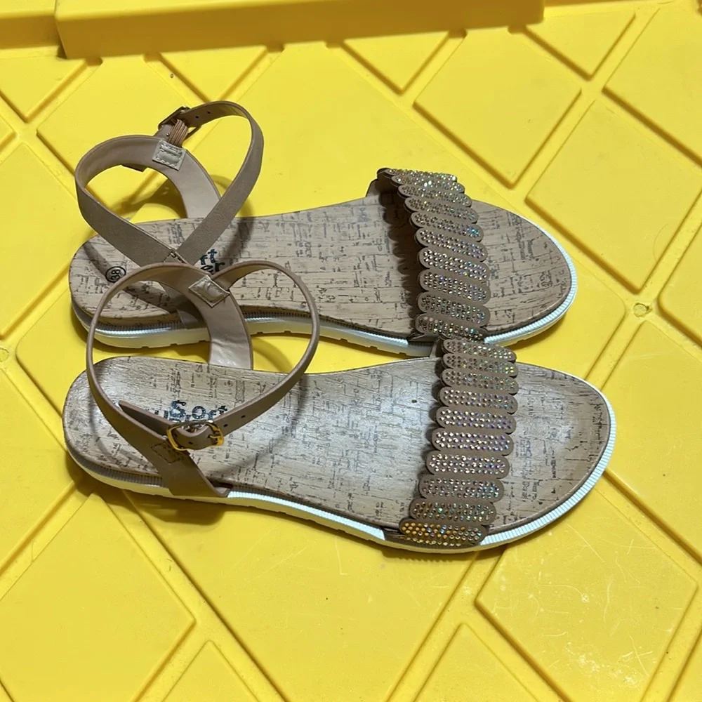 SoftWalk sandals ankle